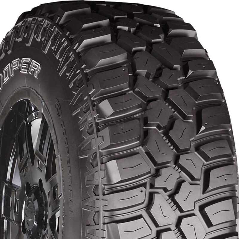 Cooper Evolution M/T Mud Terrain LT285/70R17 121/118Q E Light Truck Tire - Image 6