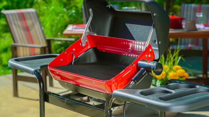 Americana Electric Cart Steel Grill with Polymer Side Tables - Image 4