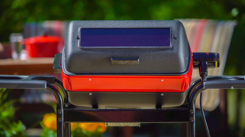 Americana Electric Cart Steel Grill with Polymer Side Tables - Image 3