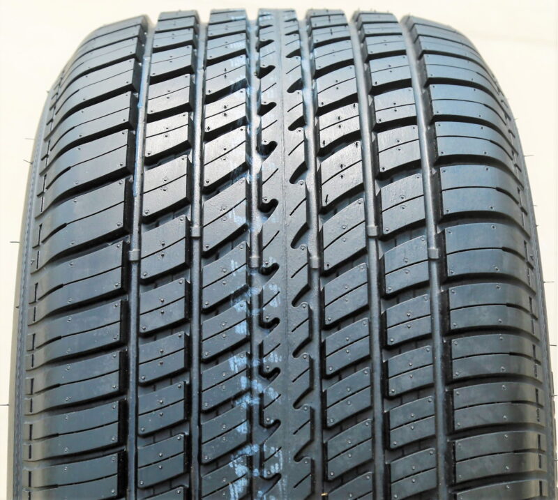 Cooper Cobra Radial G/T All Season P295/50R15 105S Passenger Tire - Image 2