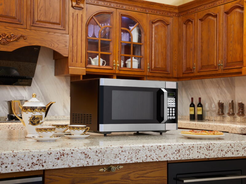 Hamilton Beach 1.6 Cu. ft. Digital Microwave Oven, Stainless Steel - Image 2