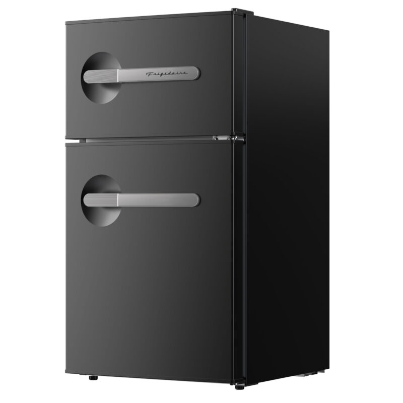 Frigidaire 3.1 cu. ft., 2 door with side bottle opener-W18.9"xL20.55"xH:33.54"(Black) - Image 4