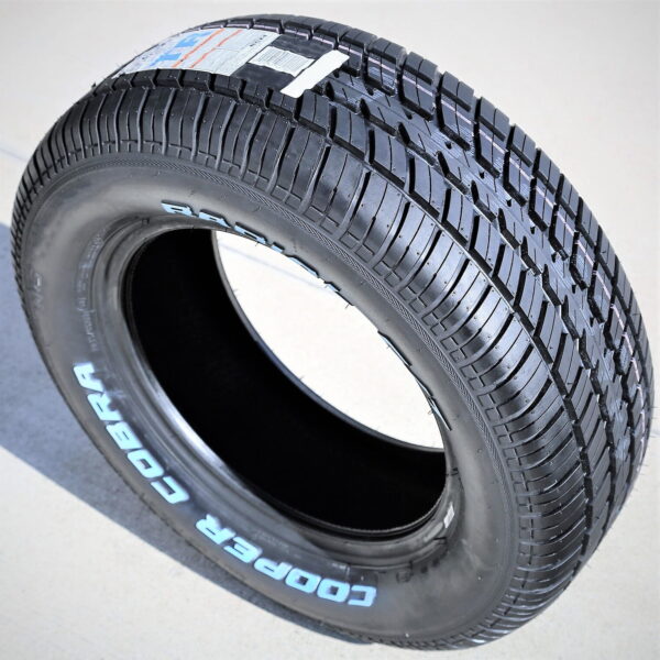 Cooper Cobra Radial G/T All Season P255/60R15 102T Passenger Tire