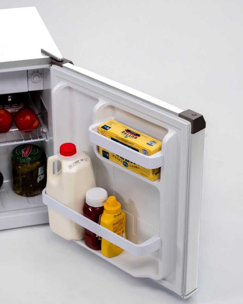 Frigidiare 1.6 Cu Ft Refrigrator Cotton - Image 4