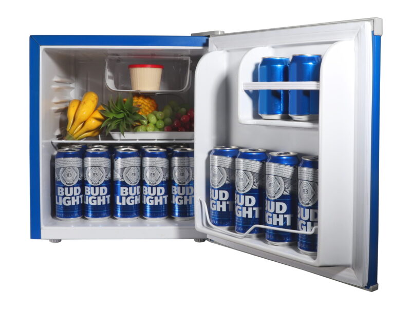 Bud Light 1.6 Cu Ft Compact Fridge - Image 2