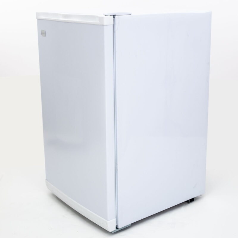 Avanti VF306 Compact Upright Freezer with 3 Metal Shelves, Adjustable Temperature Control, Flush-Back Design Perfect for Homes, Garages, Basements, White - Image 4