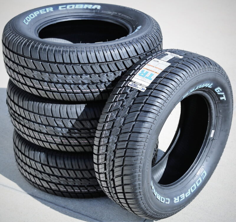 Cooper Cobra Radial G/T All Season P275/60R15 107T Passenger Tire - Image 3