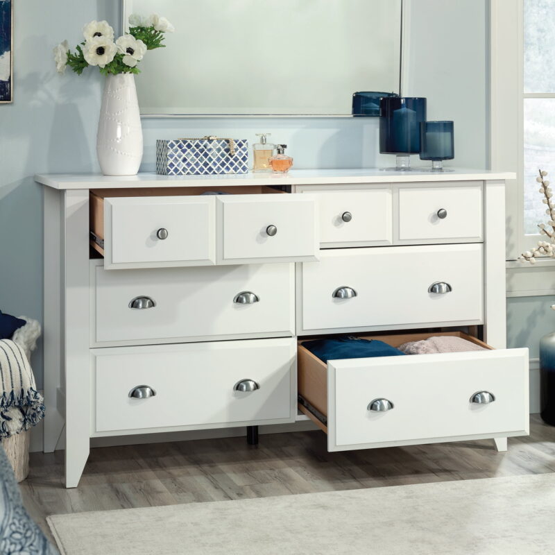 Sauder Shoal Creek 6 Drawer Dresser, Soft White Finish - Image 4